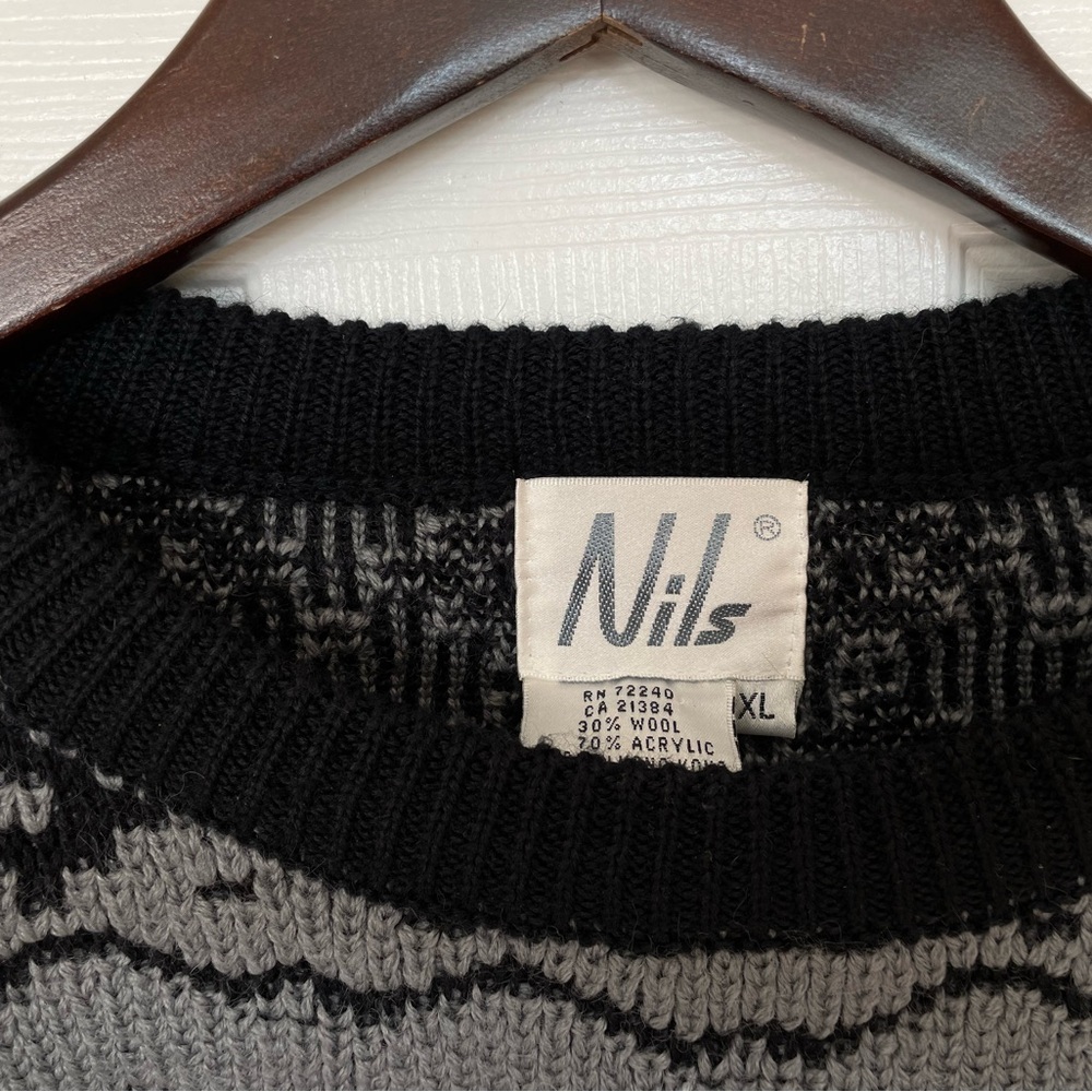 Vintage NILS XL wool Black‎ Winter Snow Ski Sweater 90s Extra Large Mens Women’s - Picture 2 of 8